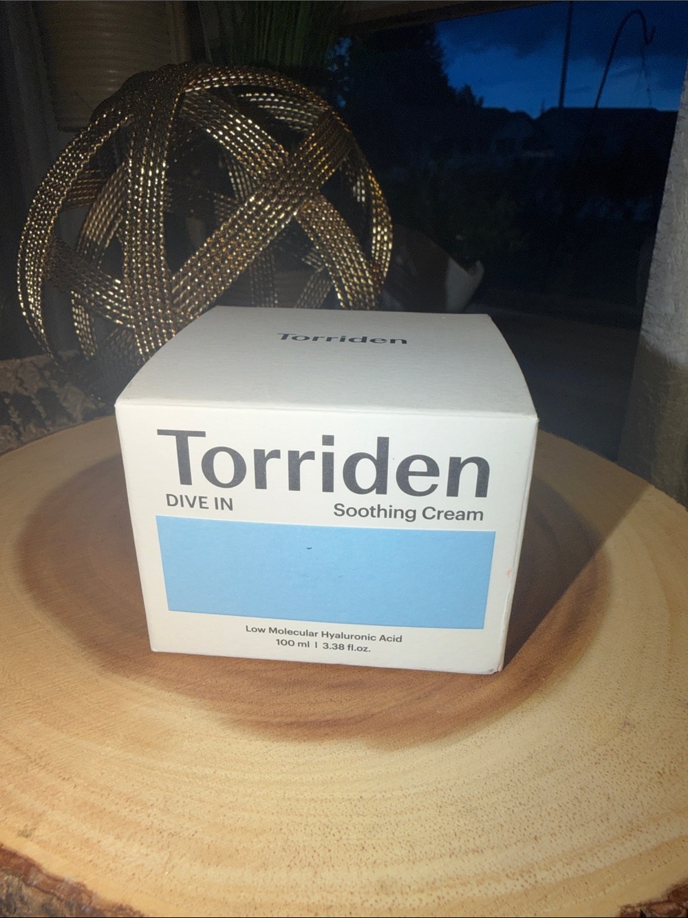 torrid Torriden Dive In Soothing Cream - White and Light Blue